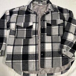 Vici x Amber Shacket